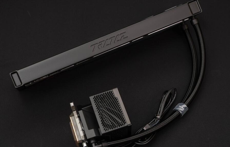 ROG RYUJIN III 360 ARGB一体式水冷散热器开箱评测 ROG RYUJIN III 360 ARGB一体式水冷散热器开箱评测