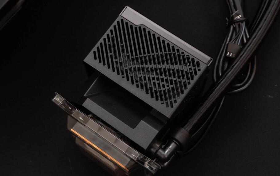 ROG RYUJIN III 360 ARGB一体式水冷散热器开箱评测 ROG RYUJIN III 360 ARGB一体式水冷散热器开箱评测