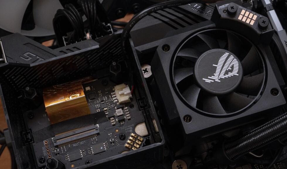 ROG RYUJIN III 360 ARGB一体式水冷散热器开箱评测 ROG RYUJIN III 360 ARGB一体式水冷散热器开箱评测