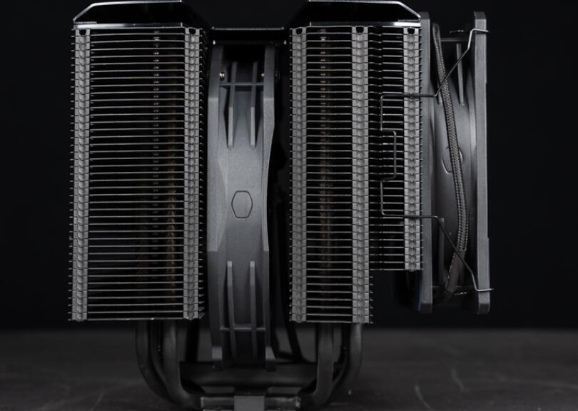 酷冷至尊MASTERAIR MA824 STEALTH CPU散热器开箱评测