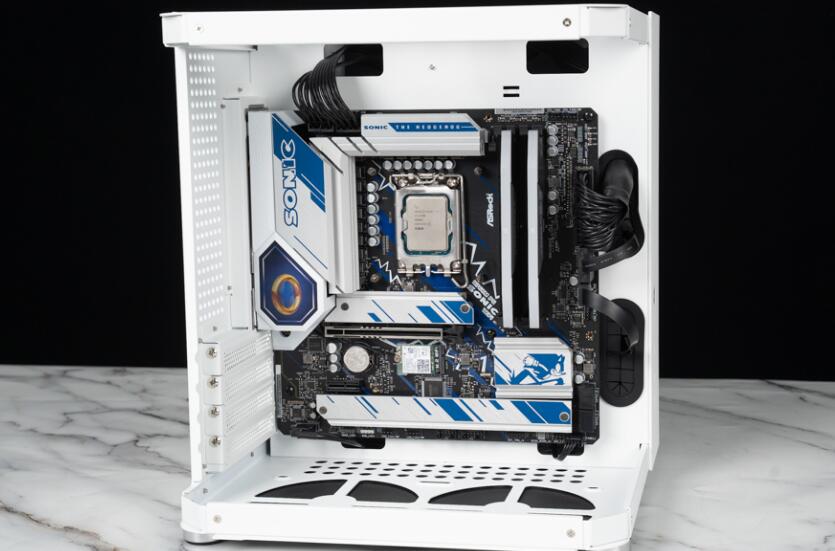 乔思伯TK-1 M-ATX机箱开箱评测