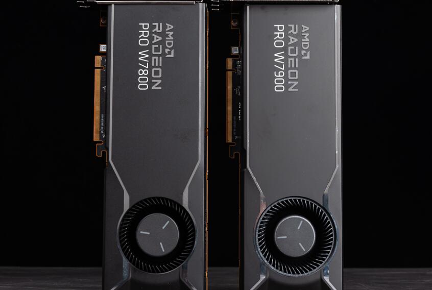 AMD Radeon Pro W7900与W7800工作站绘图显卡开箱评测