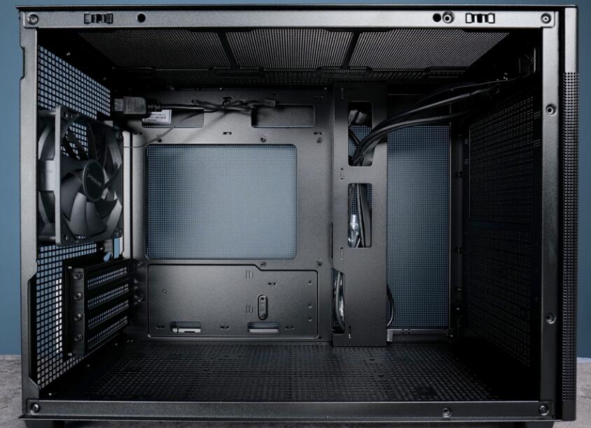 ASUS Prime AP201钢化玻璃版本机箱开箱 ASUS Prime AP201钢化玻璃版本机箱开箱