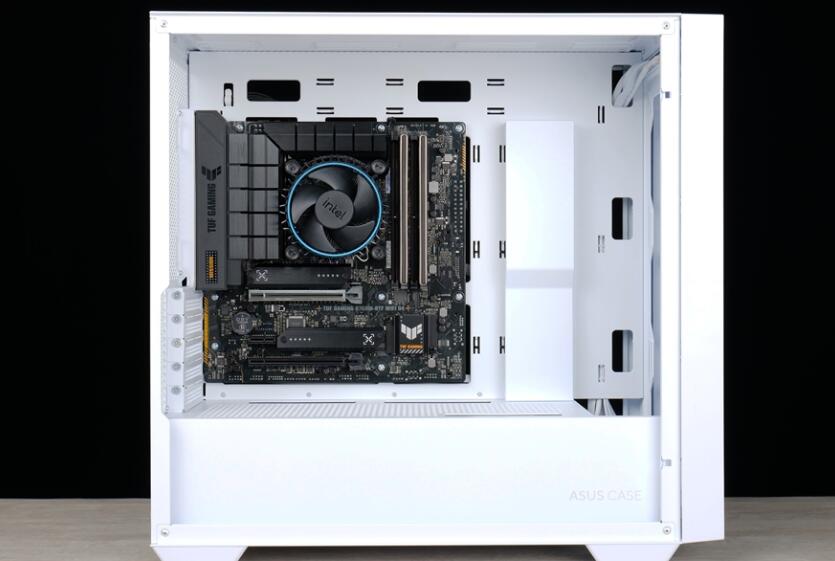 华硕TUF GAMING B760M-BTF WIFI D4主板开箱评测