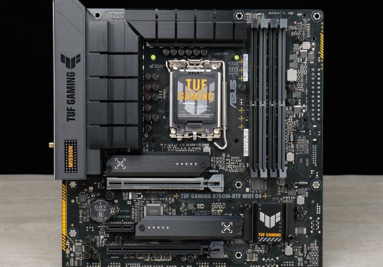 华硕TUF GAMING B760M-BTF WIFI D4主板开箱评测