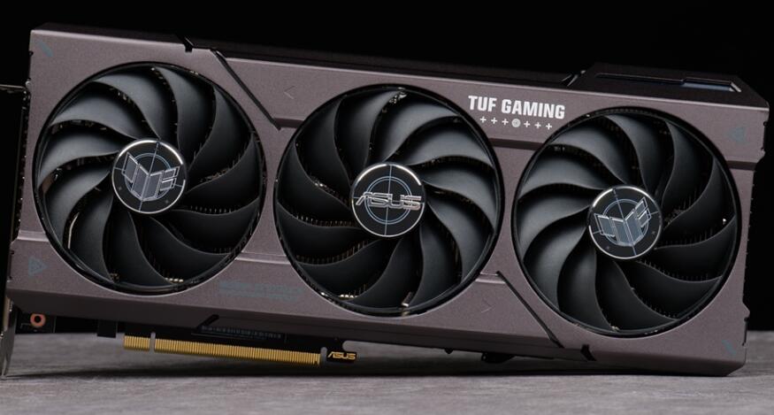 华硕TUF Gaming GeForce RTX4070 OC显卡开箱评测