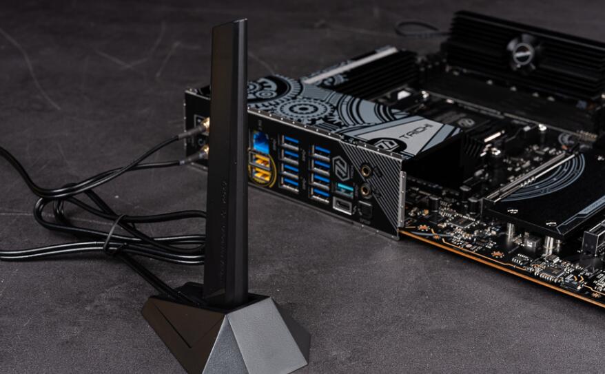 ASRock B650E Taichi Lite主板开箱评测 ASRock B650E Taichi Lite主板开箱评测