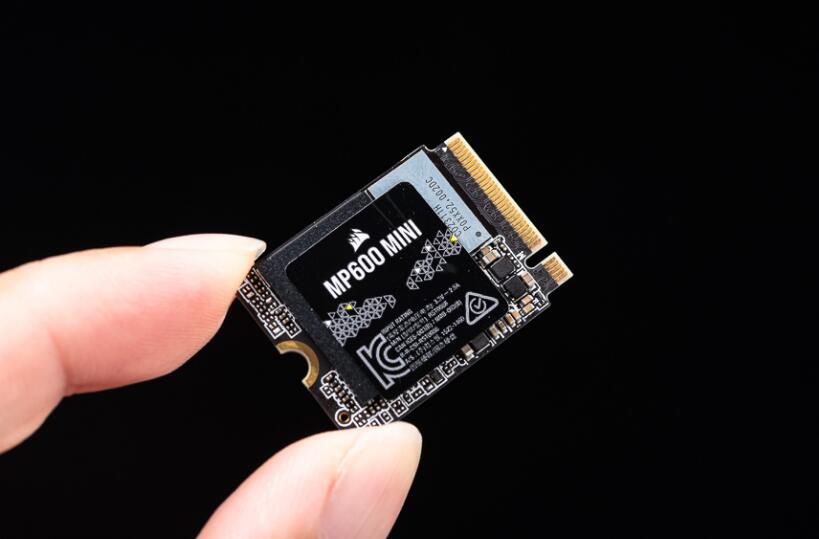 Corsair MP600 MINI 1TB M.2 2230 NVMe SSD开箱评测