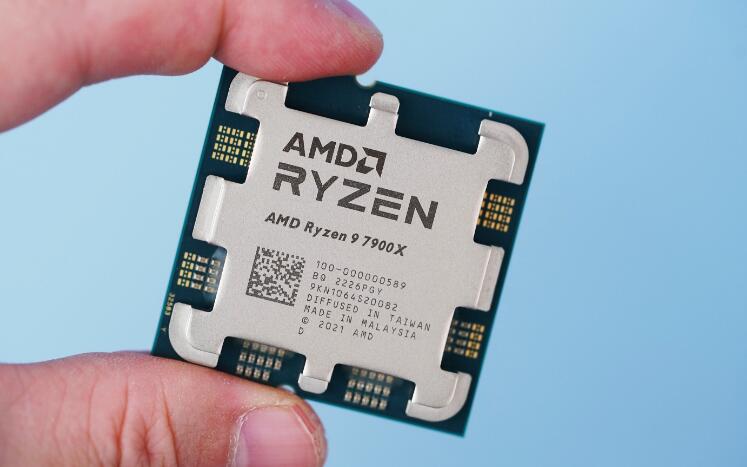 R9 7900X配什么显卡好