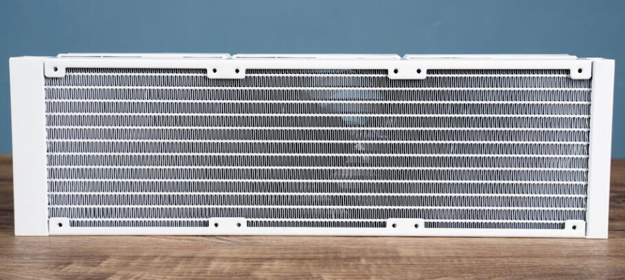 联力GALAHAD II TRINITY 360 White ARGB水冷开箱评测