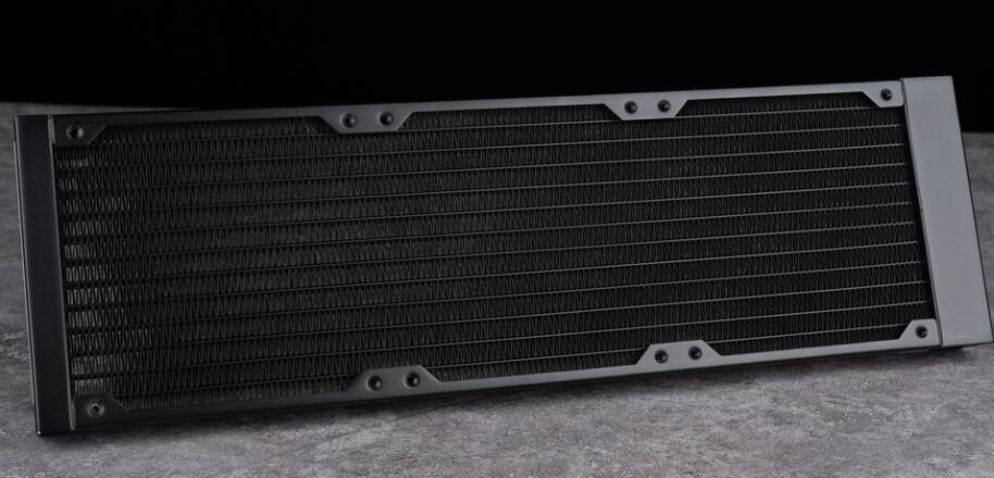 DEEPCOOL LT720一体式水冷开箱评测