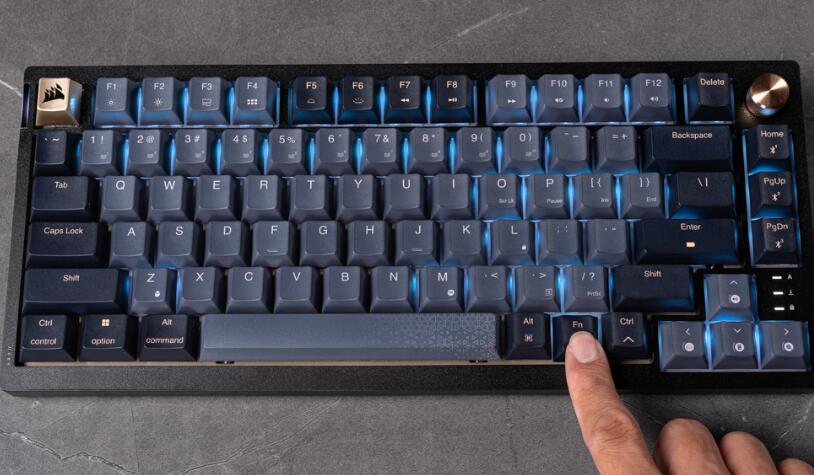 CORSAIR K65 PLUS WIRELESS机械键盘开箱 CORSAIR K65 PLUS WIRELESS机械键盘开箱
