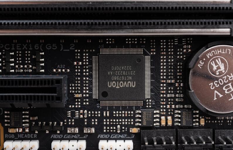 ROG MAXIMUS Z790 DARK HERO主板开箱评测