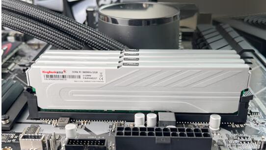 i7 9700KF支持多少频率内存（常用适配内存推荐）