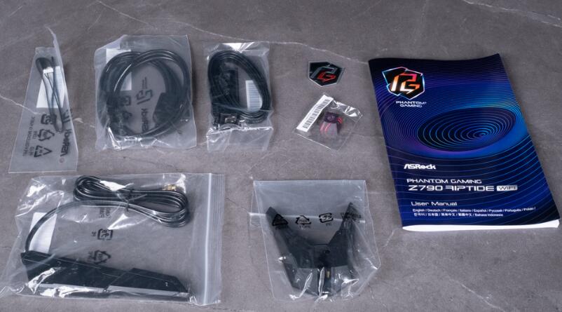 ASRock Phantom Gaming Z790 Riptide WiFi主板开箱评测