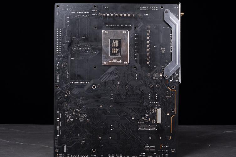 ASRock Phantom Gaming Z790 Riptide WiFi主板开箱评测