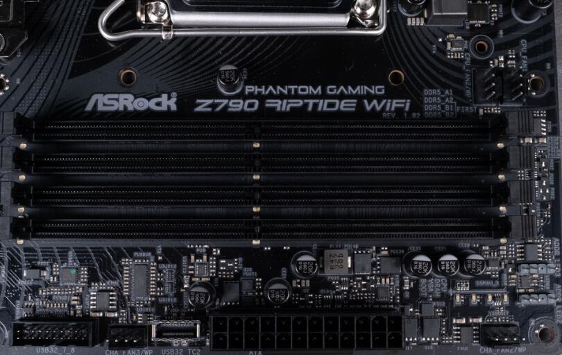 ASRock Phantom Gaming Z790 Riptide WiFi主板开箱评测