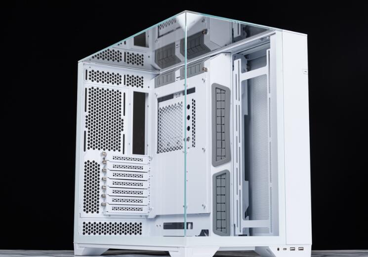LIAN LI O11 VISION机箱开箱评测
