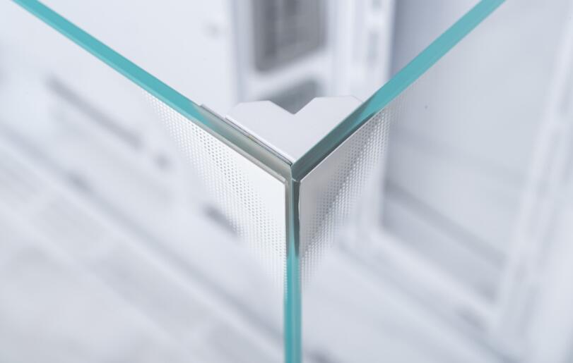 LIAN LI O11 VISION机箱开箱评测