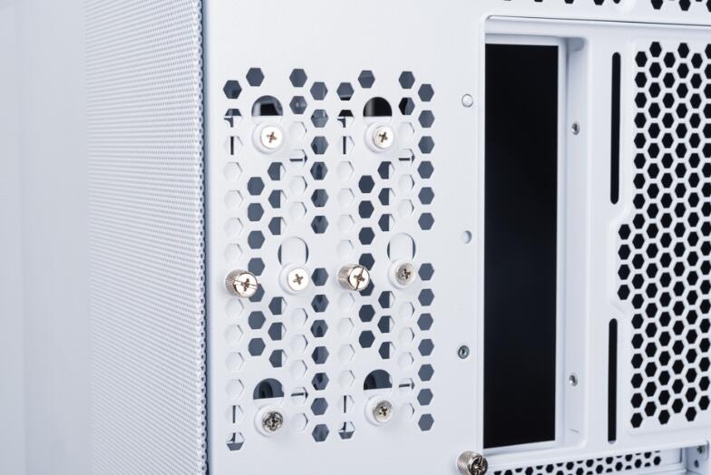 LIAN LI O11 VISION机箱开箱评测