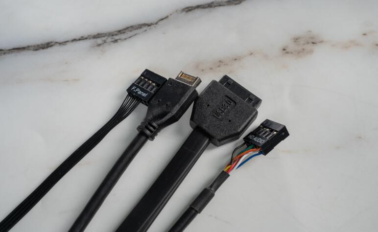 Montech King 95 Pro全景机箱开箱评测