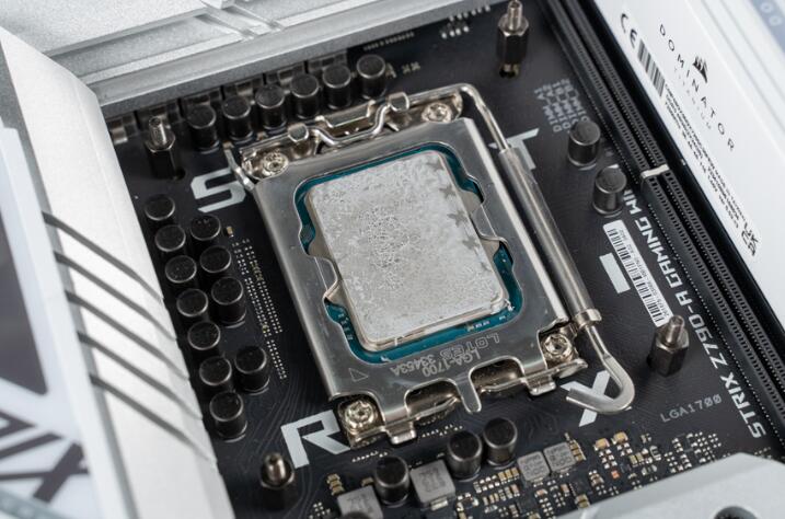 CORSAIR iCUE LINK H100i LCD一体式水冷开箱评测 CORSAIR iCUE LINK H100i LCD一体式水冷开箱评测