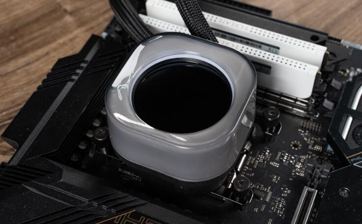 CORSAIR iCUE LINK H100i LCD一体式水冷开箱评测 CORSAIR iCUE LINK H100i LCD一体式水冷开箱评测