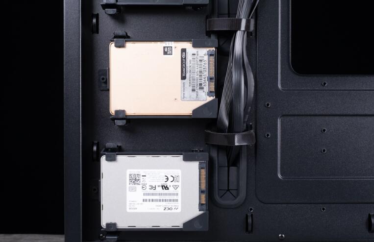 银欣SilverStone塔式ATX静音机箱KL07E开箱评测