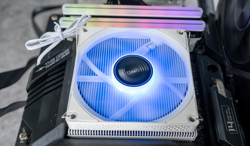 JONSBO乔思伯HX4170D薄型下吹式散热器开箱评测