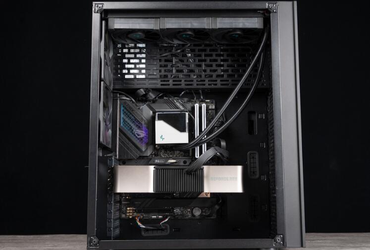 FSP全汉CUT610机箱开箱评测