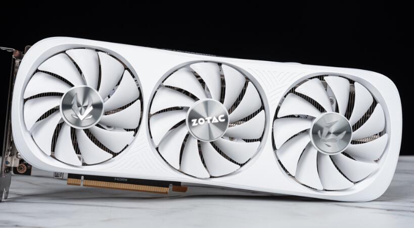 ZOTAC GAMING RTX4080Super 16GB TRINITY OC WHITE开箱评测
