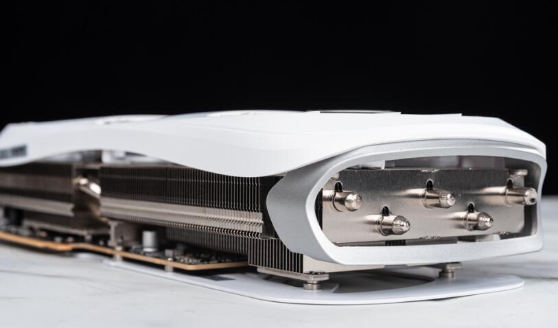 ZOTAC GAMING RTX4080Super 16GB TRINITY OC WHITE开箱评测