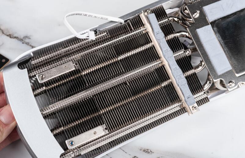 ZOTAC GAMING RTX4080Super 16GB TRINITY OC WHITE开箱评测