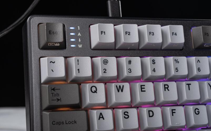 iRocks K85R无线机械式键盘开箱评测 iRocks K85R无线机械式键盘开箱评测