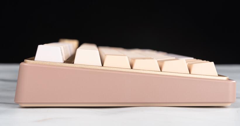 iRocks K85R无线机械式键盘开箱评测 iRocks K85R无线机械式键盘开箱评测