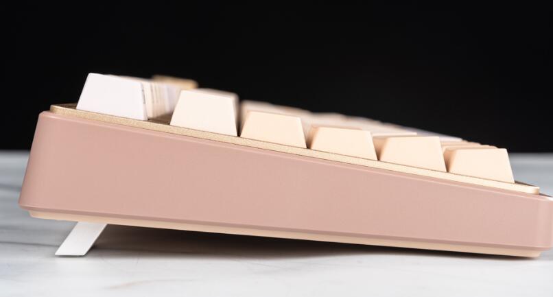 iRocks K85R无线机械式键盘开箱评测 iRocks K85R无线机械式键盘开箱评测