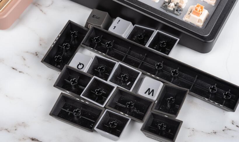 iRocks K85R无线机械式键盘开箱评测 iRocks K85R无线机械式键盘开箱评测