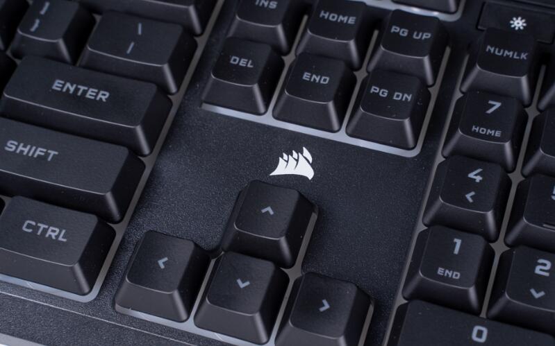 海盗船CORSAIR K55 CORE键盘开箱评测 海盗船CORSAIR K55 CORE键盘开箱评测