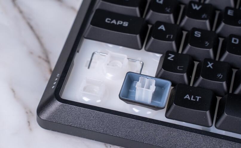 海盗船CORSAIR K55 CORE键盘开箱评测 海盗船CORSAIR K55 CORE键盘开箱评测