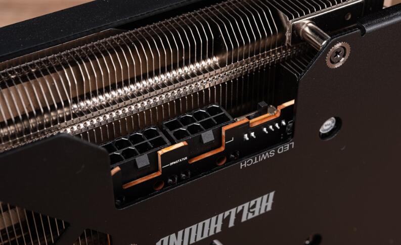 AMD Radeon RX 7900 GRE开箱评测 AMD Radeon RX 7900 GRE开箱评测