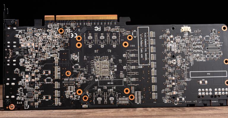 AMD Radeon RX 7900 GRE开箱评测 AMD Radeon RX 7900 GRE开箱评测