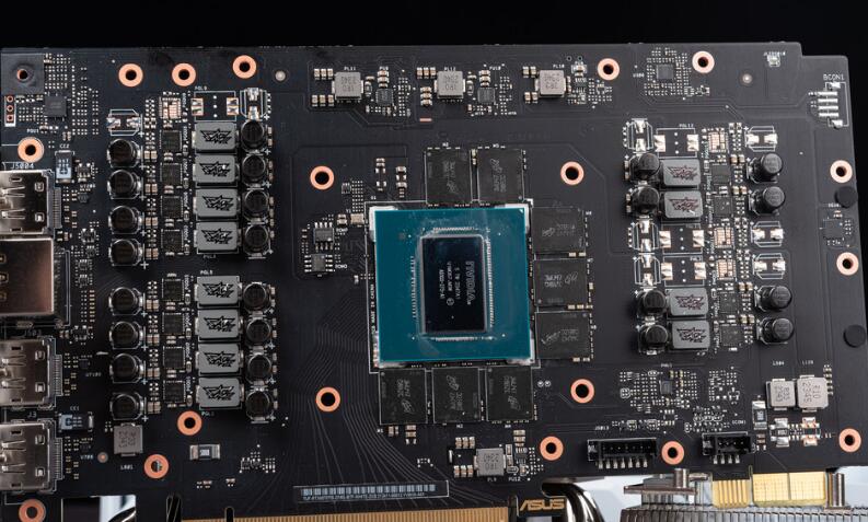 TUF GAMING Z790-BTF WIFI和RTX 4070 Ti SUPER BTF开箱评测