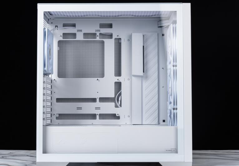 TUF Gaming GT302 ARGB机箱开箱