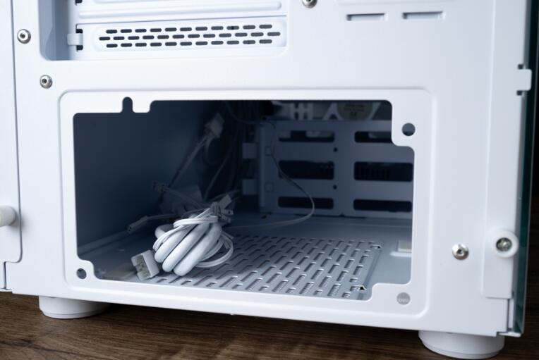 视博通LAI099 ARGB中塔机箱开箱评测 视博通LAI099 ARGB中塔机箱开箱评测