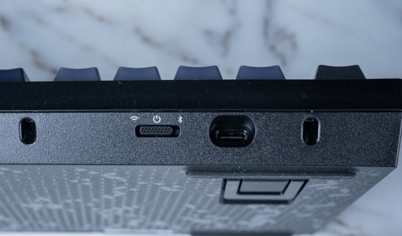 CORSAIR K65 PLUS WIRELESS机械键盘开箱 CORSAIR K65 PLUS WIRELESS机械键盘开箱