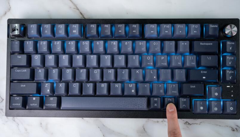 CORSAIR K65 PLUS WIRELESS机械键盘开箱 CORSAIR K65 PLUS WIRELESS机械键盘开箱