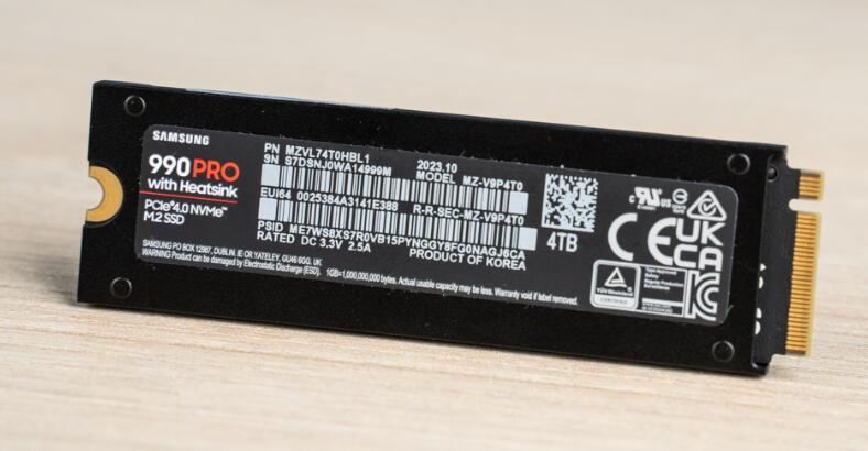 SAMSUNG 990 PRO with Heatsink PCIe 4.0 M.2固态硬盘开箱测试