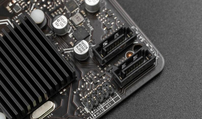 BIOSTAR B650MT主板开箱评测 BIOSTAR B650MT主板开箱评测