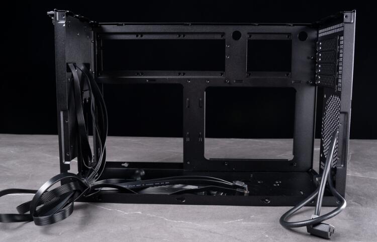 银欣SUGO 17机箱开箱评测