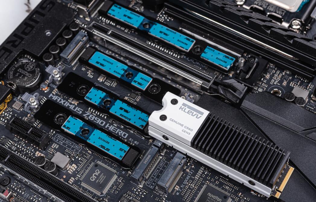 科赋GENUINE G560 2TB开箱评测,14GB/s读速 科赋GENUINE G560 2TB开箱评测,14GB/s读速